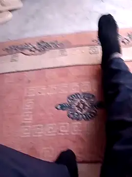 bullut06 online show from September 26, 2025, 3:38 pm