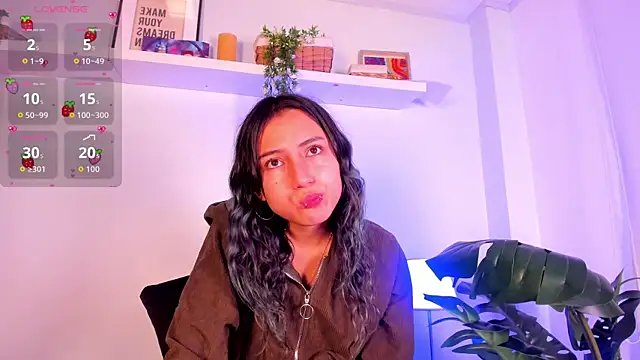 Vampgyal online show from October 1, 2025, 8:04 pm