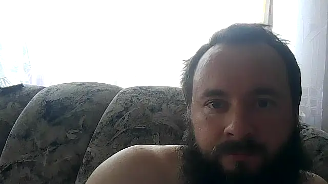 Snapshot of LondonMan1988 chatting on June 8, 2026, 10:48 am LondonMan1988 online show from June 8, 2026, 10:48 am
