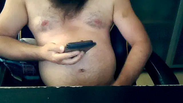 Snapshot of LondonMan1988 chatting on July 25, 2026, 7:06 am LondonMan1988 online show from July 25, 2026, 7:06 am