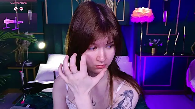 Aria Vox online show from November 22, 2025, 3:27 am