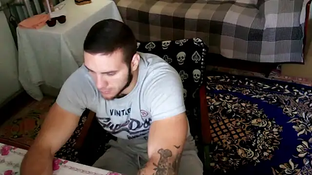 Jordan1Dior online show from September 22, 2025, 6:15 am