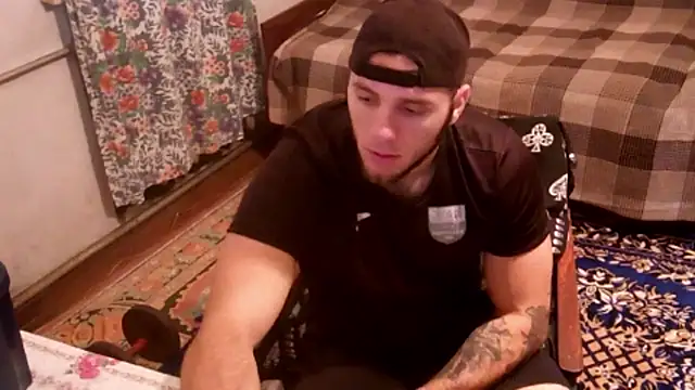 Jordan1Dior online show from October 2, 2025, 6:42 am