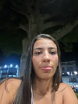 -juicy  online show from November 26, 2025, 12:11 am