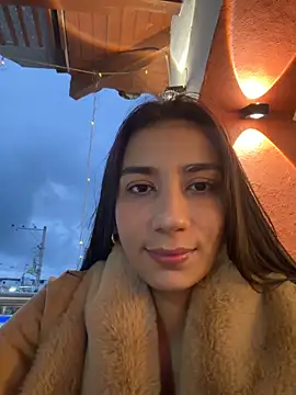 Snapshot of -juicy_ chatting on February 2, 2026, 11:14 pm -juicy online show from February 2, 2026, 11:14 pm