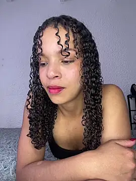 Yasmin777  online show from February 9, 2026, 7:29 pm