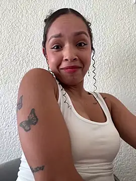 Yasmin777  online show from March 5, 2026, 6:26 pm