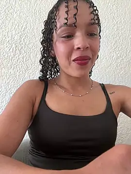 Yasmin777  online show from May 28, 2026, 4:59 pm