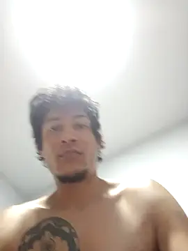 Snapshot of Alejobig27 chatting on December 1, 2025, 9:20 pm Alejobig27 online show from December 1, 2025, 9:20 pm