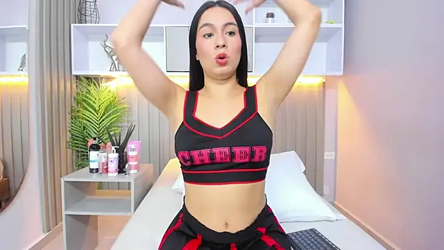 natalyWilliams online show from May 21, 2026, 12:23 pm