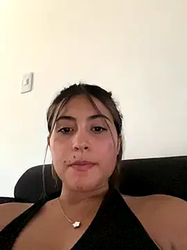 Ana  Pink online show from November 30, 2025, 6:45 pm