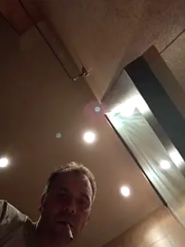 Snapshot of manchego85 chatting on October 15, 2025, 10:21 pm manchego85 online show from October 15, 2025, 10:21 pm