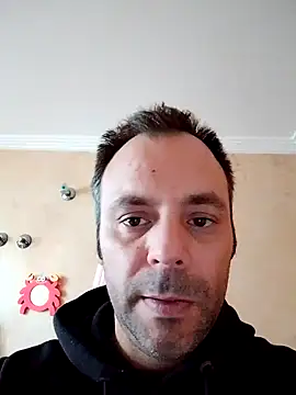 Snapshot of manchego85 chatting on October 18, 2025, 4:52 pm manchego85 online show from October 18, 2025, 4:52 pm