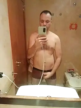 Snapshot of manchego85 chatting on October 29, 2025, 5:04 pm manchego85 online show from October 29, 2025, 5:04 pm