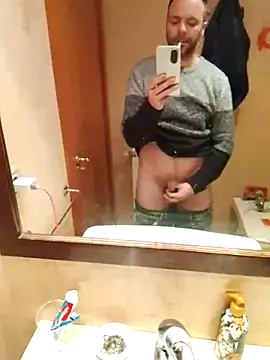 Snapshot of manchego85 chatting on November 5, 2025, 8:53 pm manchego85 online show from November 5, 2025, 8:53 pm