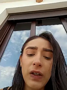 Snapshot of CandyFoxter_ chatting on October 19, 2025, 7:42 am CandyFoxter online show from October 19, 2025, 7:42 am