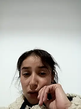 Snapshot of CandyFoxter_ chatting on November 6, 2025, 8:43 pm CandyFoxter online show from November 6, 2025, 8:43 pm