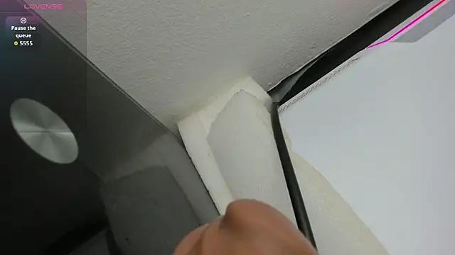 blue wxw online show from October 8, 2025, 2:53 am