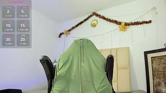 blue wxw online show from December 3, 2025, 2:52 am