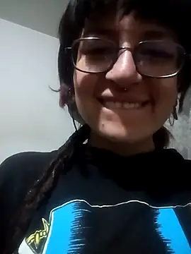 Snapshot of _Alaskamisa chatting on October 21, 2025, 4:24 am Alaskamisa online show from October 21, 2025, 4:24 am