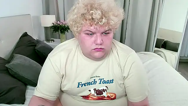 Riven Miller online show from September 12, 2025, 8:31 pm