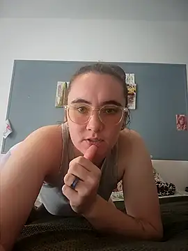 AndHerXO online show from February 13, 2026, 12:45 pm