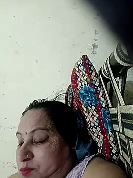 Sexyshott online show from October 25, 2025, 4:46 pm