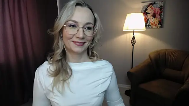 Ava Elior online show from February 11, 2026, 11:26 am