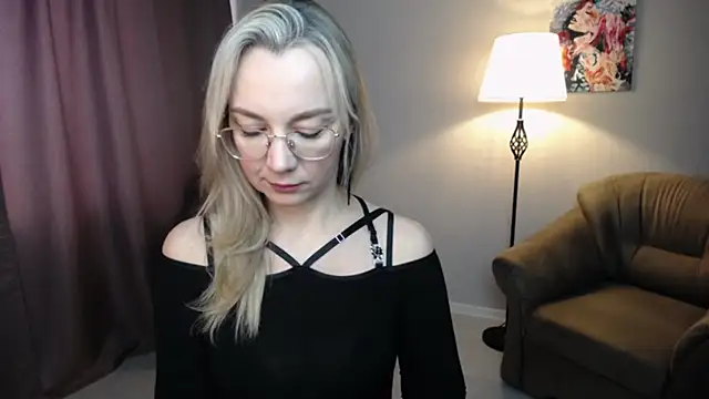 Ava Elior online show from February 17, 2026, 10:56 am