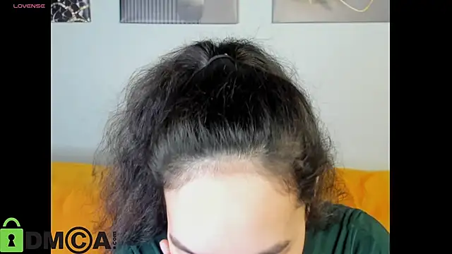 FlirtyAura online show from March 23, 2026, 1:53 am