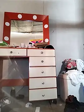 Kesurra online show from November 23, 2025, 3:45 pm