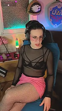 Snapshot of Zesty_Peach chatting on May 27, 2026, 3:25 am Zesty Peach online show from May 27, 2026, 3:25 am