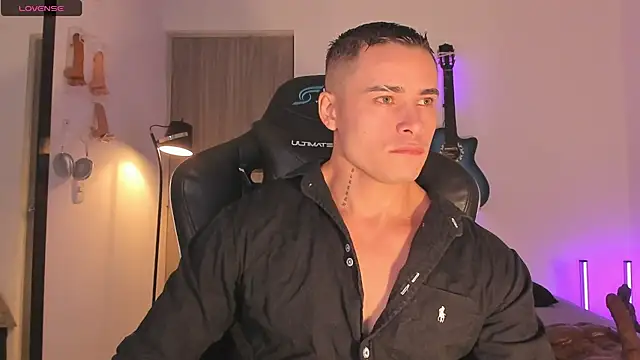 Snapshot of connorsmiith chatting on July 11, 2026, 12:41 pm connorsmiith online show from July 11, 2026, 12:41 pm