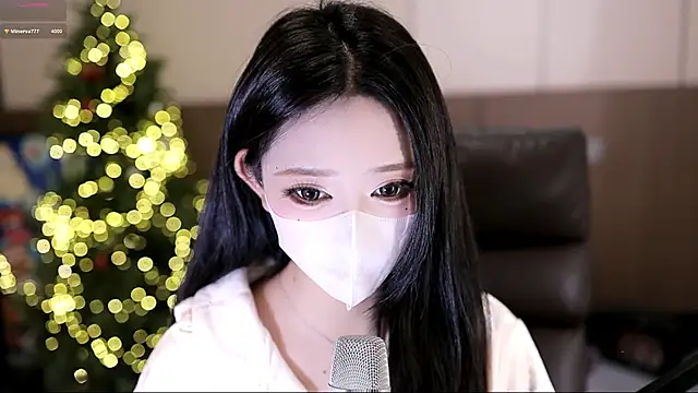 Snapshot of yaya_1888 chatting on October 23, 2025, 12:48 pm yaya 1888 online show from October 23, 2025, 12:48 pm