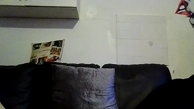 RubyyRosee online show from October 6, 2025, 4:15 pm