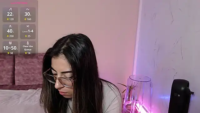 Snapshot of Susanahendrix chatting on February 3, 2026, 3:39 pm Susanahendrix online show from February 3, 2026, 3:39 pm