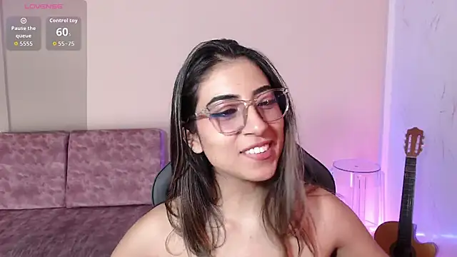 Snapshot of Susanahendrix chatting on February 25, 2026, 6:17 pm Susanahendrix online show from February 25, 2026, 6:17 pm