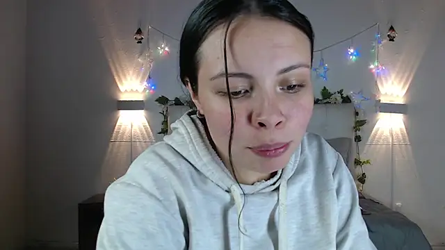 Snapshot of Megan_05_ chatting on January 10, 2026, 7:26 pm Megan 05 online show from January 10, 2026, 7:26 pm