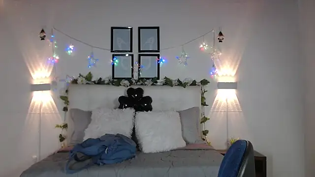 Snapshot of Megan_05_ chatting on February 17, 2026, 3:19 pm Megan 05 online show from February 17, 2026, 3:19 pm