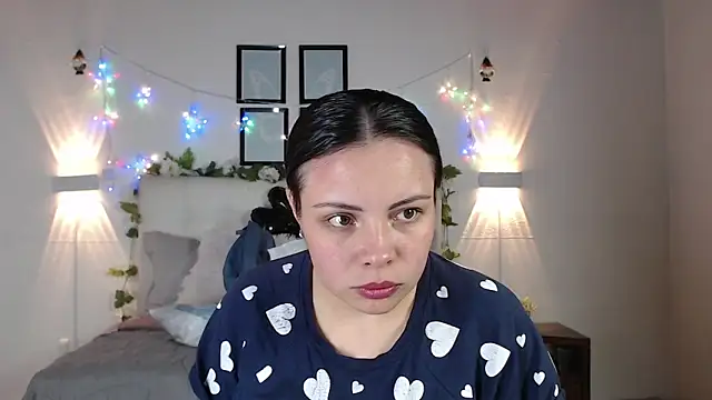 Snapshot of Megan_05_ chatting on February 27, 2026, 7:03 pm Megan 05 online show from February 27, 2026, 7:03 pm