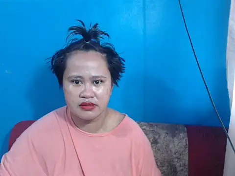 Marianne9822 online show from December 1, 2025, 5:12 am