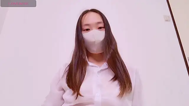 mitsuri chan love online show from September 12, 2025, 5:13 pm