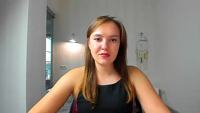 EmmaNorman online show from September 8, 2025, 3:55 pm