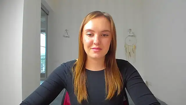 EmmaNorman online show from October 2, 2025, 1:40 pm