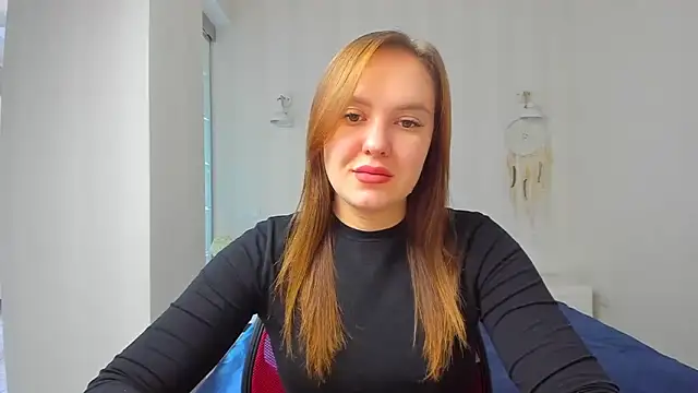 EmmaNorman online show from October 21, 2025, 12:50 pm