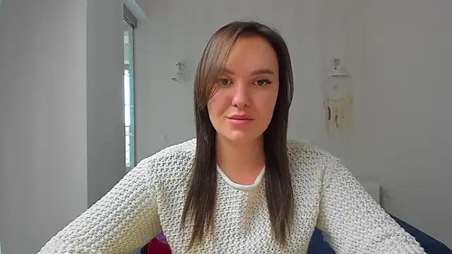 EmmaNorman online show from October 28, 2025, 11:58 am