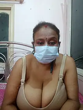 Snapshot of Barna_Love chatting on February 13, 2026, 6:15 pm Barna Love online show from February 13, 2026, 6:15 pm