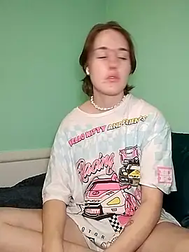 angelbliss10100 online show from October 6, 2025, 10:29 pm