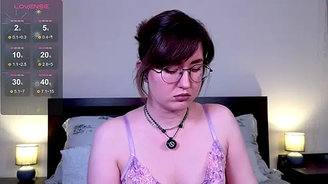 Snapshot of _AlexaFlowers_ chatting on June 12, 2026, 9:41 am AlexaFlowers online show from June 12, 2026, 9:41 am