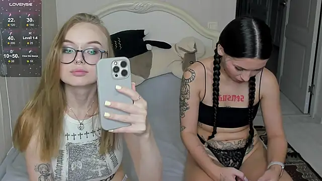bitchdancer0 online show from September 9, 2025, 4:06 pm
